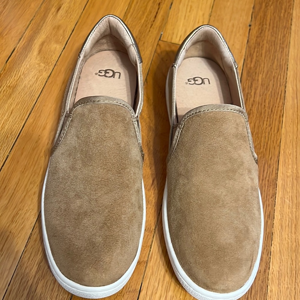 Ugg slip on sneakers